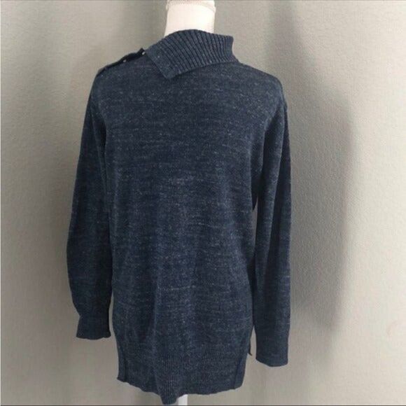 Gap Turtleneck Sweater   - Picture 5 of 11